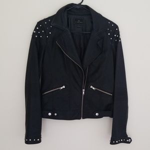 Black Jacket